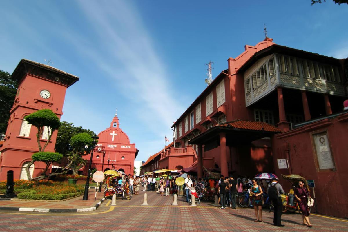 Fairway Hotel Malacca Exteriör bild